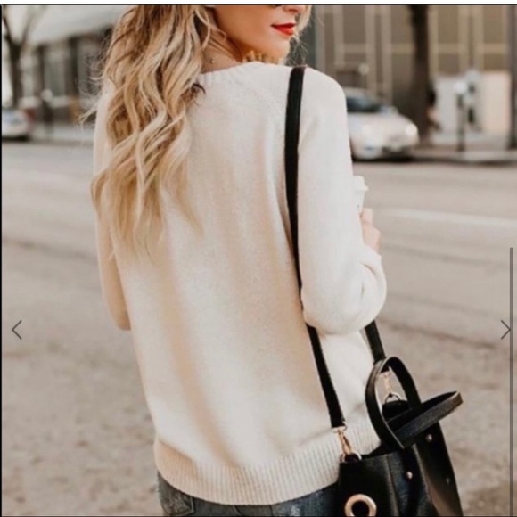 Women’s Black and White Heart Pullover Sweater - Picture 4 of 4